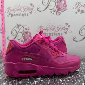 Nike Air Max Women’s Sneakers Hot Pink rare retro bright pink air bubble